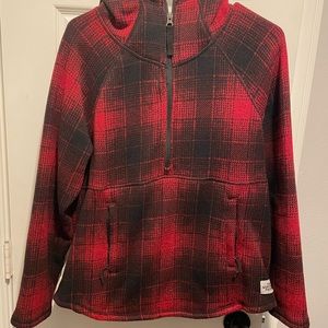 Women’s North Face Pullover